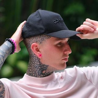 Profile Picture of Curtis Fox 💰 (@curtisfox) on Instagram