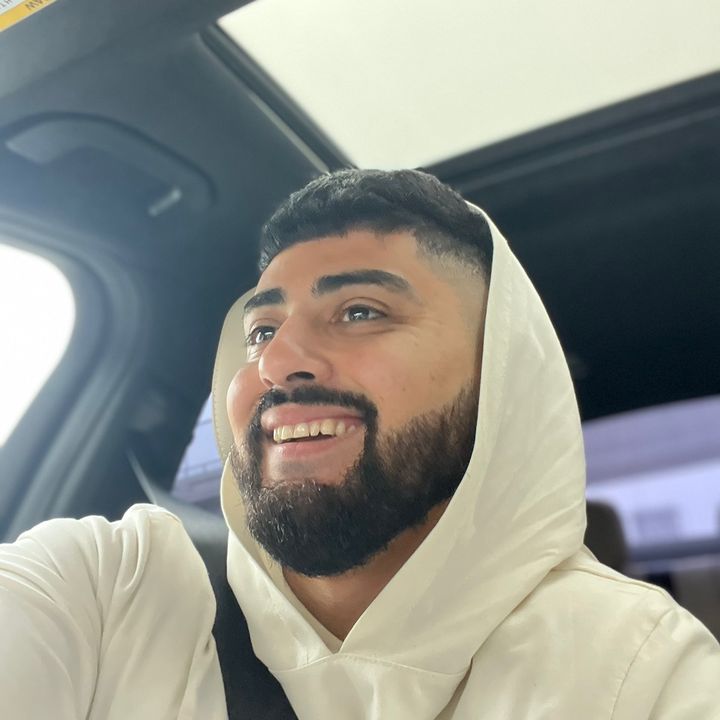 Profile Picture of Byron (@david_hearts) on Tiktok