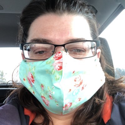 Profile Picture of Andrea Barry (@Snobabe01) on Twitter