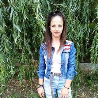 Profile Picture of Claudia Arsene (@claudia.arsene.73) on Facebook