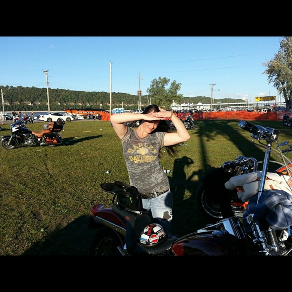 Profile Picture of Rachel Krippner (@rdkripp78) on Poshmark