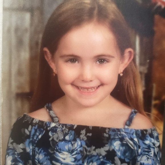 Profile Picture of Danielle Reichard (@toyotagirl84) on Poshmark