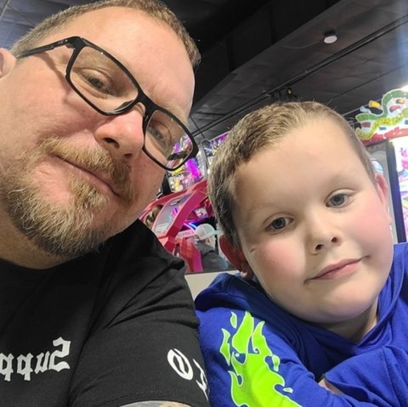 Profile Picture of Scott Borstad (@borstadscott) on Poshmark