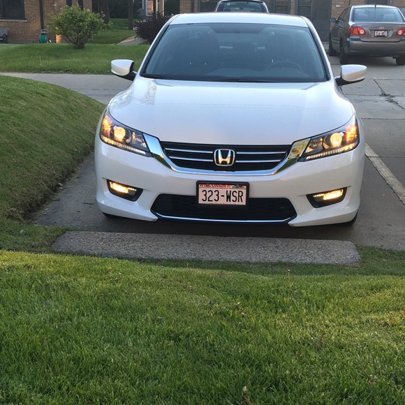 Profile Picture of Jonathan Esteves (@jonathan315) on Poshmark