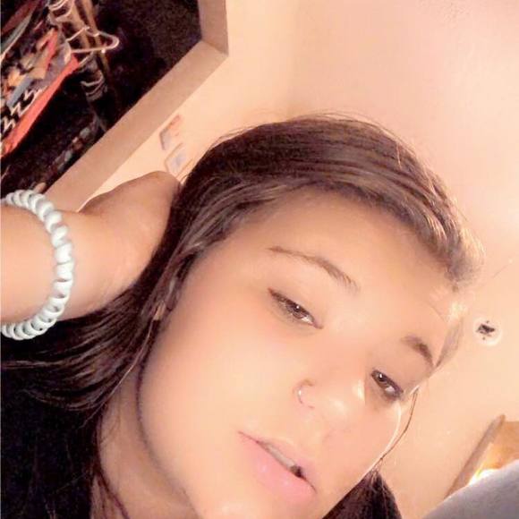 Profile Picture of Nicole Straway (@nicolestraway) on Poshmark