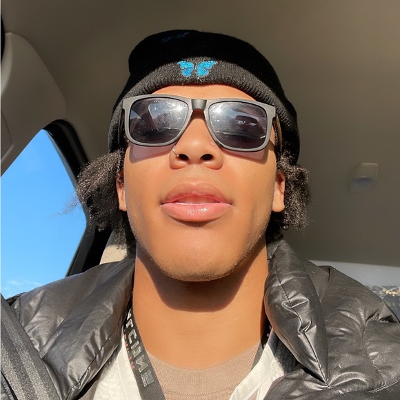 Profile Picture of Brent Walker (@realyaboibrent) on Poshmark