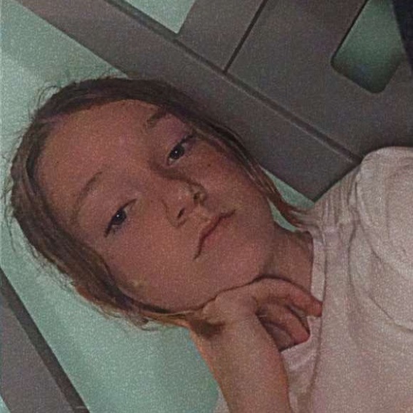 Profile Picture of Alyssa Higgins (@alyssaaaaaaaa10) on Poshmark