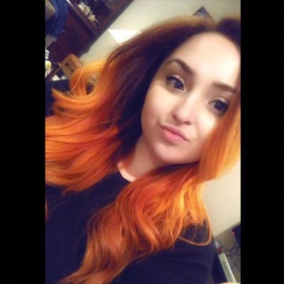 Profile Picture of Alicia  ✂️ (@alicia_aste) on Twitter