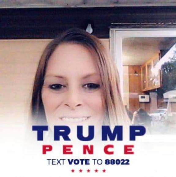 Profile Picture of Amy Clutter (@amyhartzog1976) on Poshmark