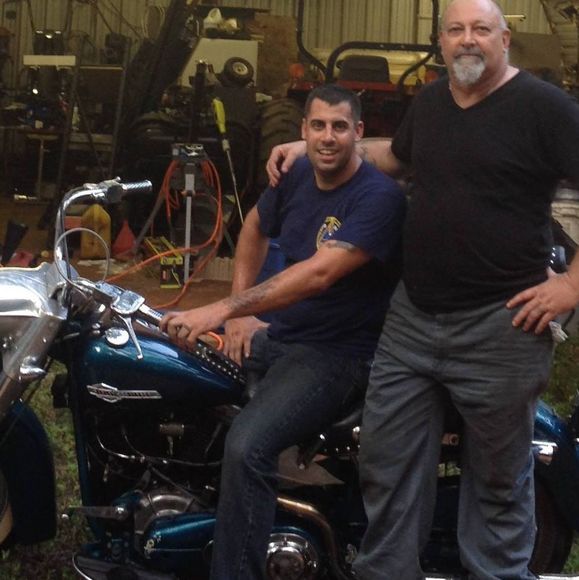 Profile Picture of Dan Dreaden (@dantk214) on Poshmark