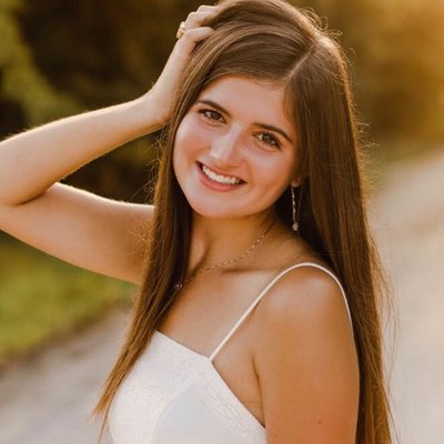 Profile Picture of Maggie Carr (@maggiecarr100) on Twitter