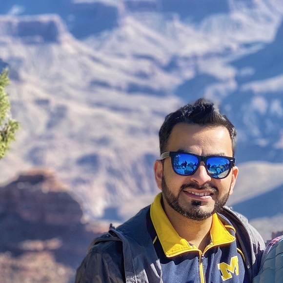 Profile Picture of Deepesh Bista (@poisonta) on Poshmark