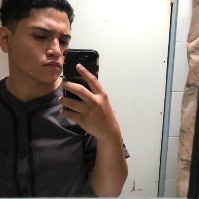 Profile Picture of Kevin Mora (@kevinmora102) on Twitter
