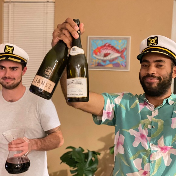 Profile Picture of Avery Andrews (@averyandrews94) on Poshmark