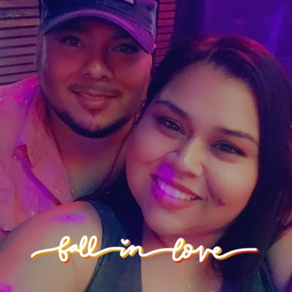 Profile Picture of Cindy Zapata (@closoya17) on Poshmark