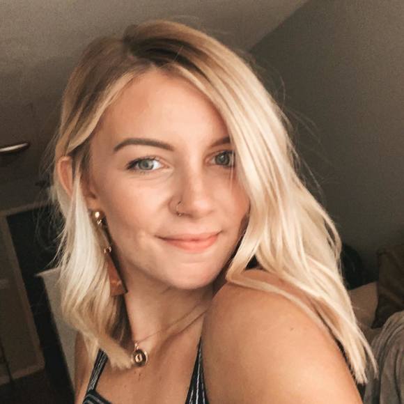 Profile Picture of Kerrigan Pope (@_kpope3) on Poshmark