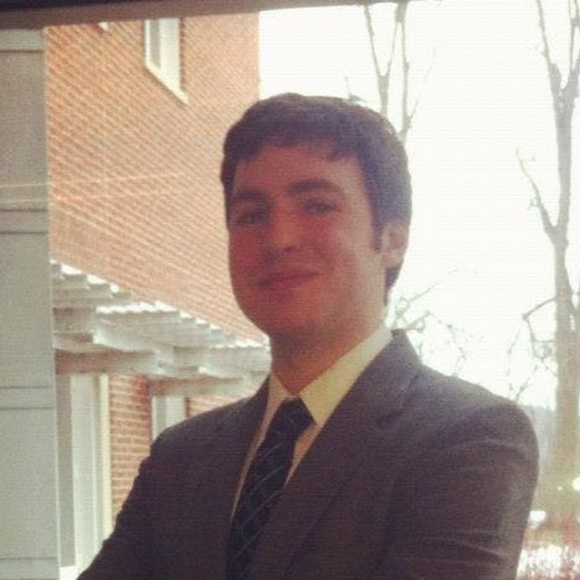 Profile Picture of Eugene Murphy (@eugenemurph) on Poshmark