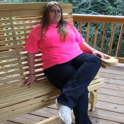 Profile Picture of Renae Bryant (@countrygirlerb) on Twitter