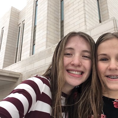 Profile Picture of Julia Elmer (@julia_elmer_) on Twitter