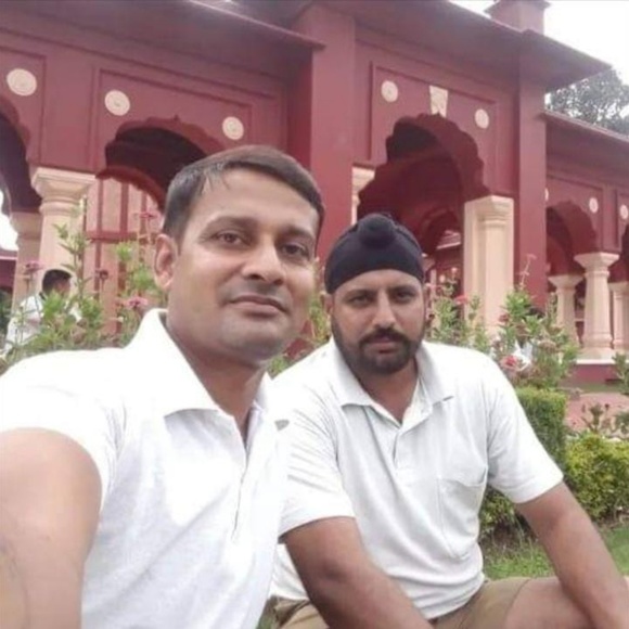 Profile Picture of Anand Kumar (@anandkumar707) on Poshmark
