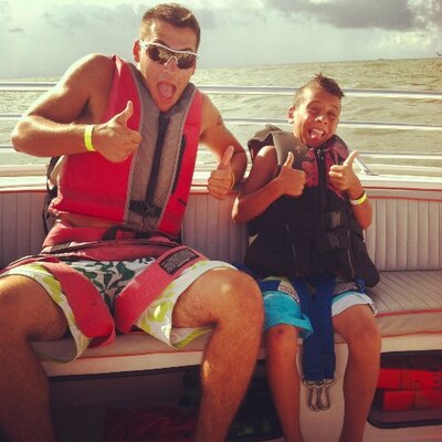 Profile Picture of Steven D'Amato (@StevenD72) on Twitter