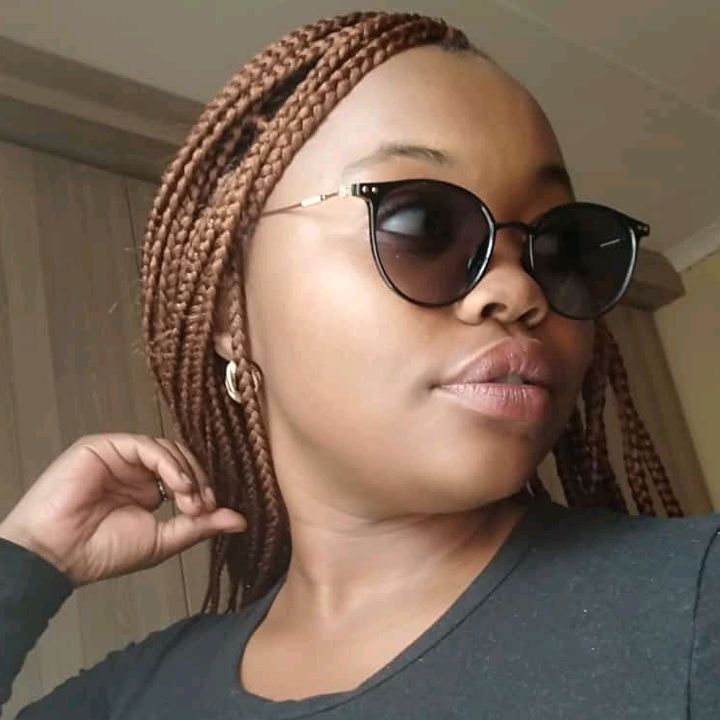 Profile Picture of KenMok (@kenmok52) on Tiktok
