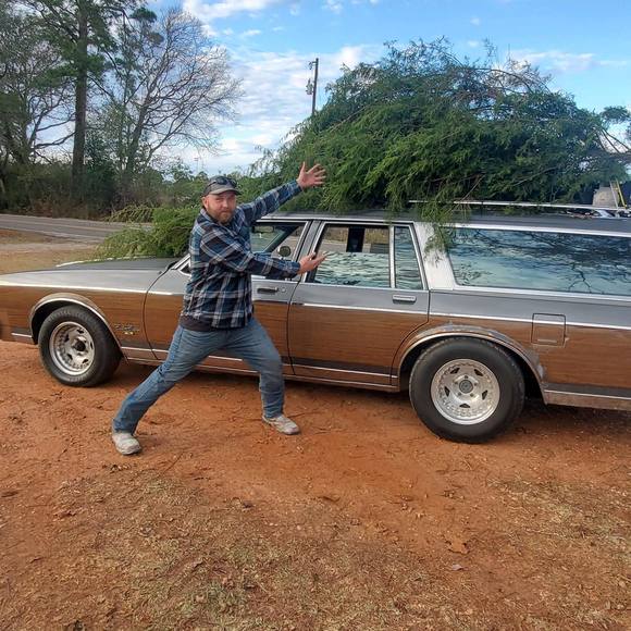 Profile Picture of Jason Hollingsworth (@jasonkhollings) on Poshmark