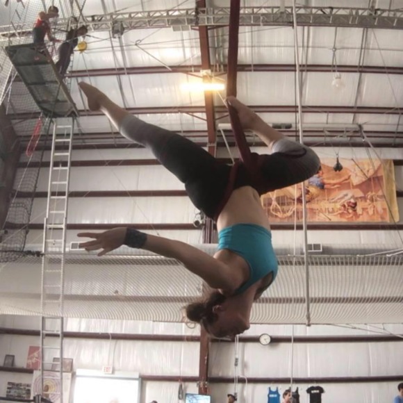 Profile Picture of Daphna Kalman (@dkdc77) on Poshmark