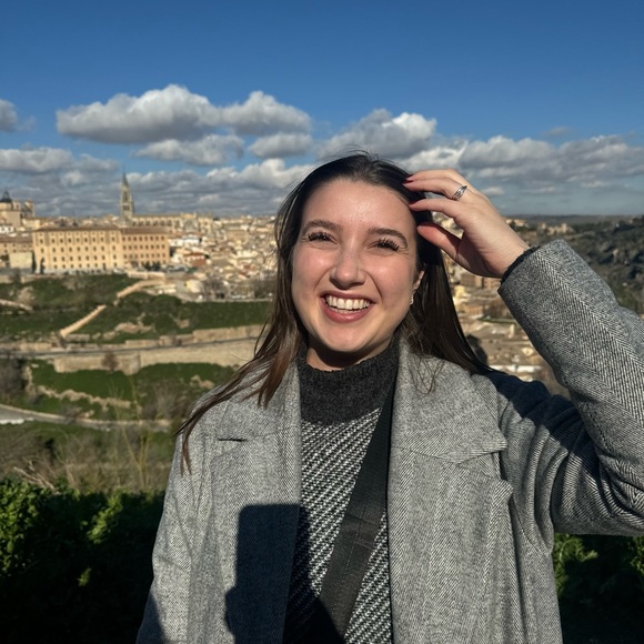 Profile Picture of Brianna Demotto (@wiscogirl97) on Poshmark