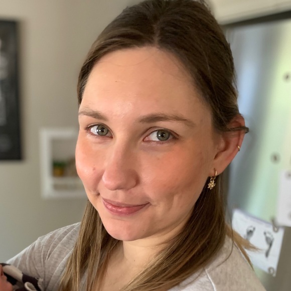 Profile Picture of Dimitra Baldassari (@dbaldassari539) on Poshmark