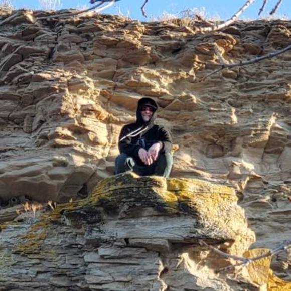 Profile Picture of Daniel Baier (@danielbaier) on Poshmark