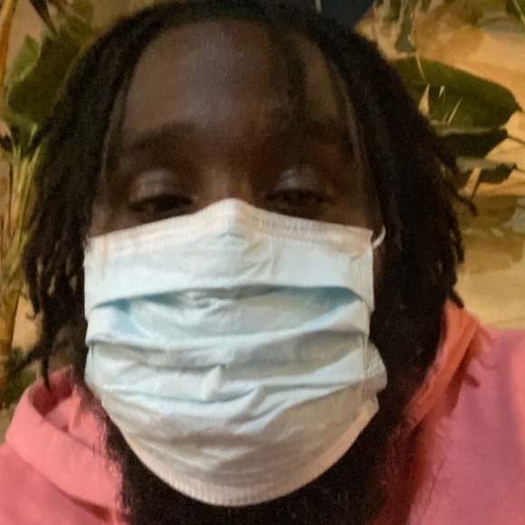 Profile Picture of Antoine Wallace (@wally_mayz) on Poshmark