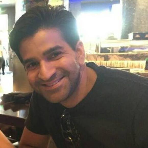 Profile Picture of Gautam Desai (@matuag) on Poshmark