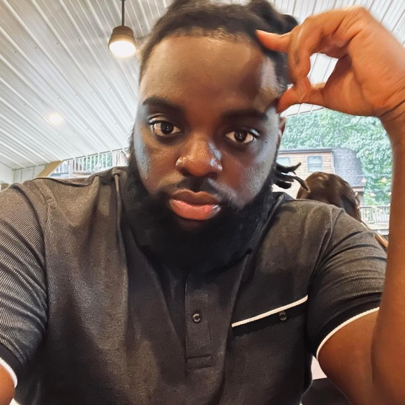 Profile Picture of Eugene Johnson (@eugenejohnso991) on Poshmark