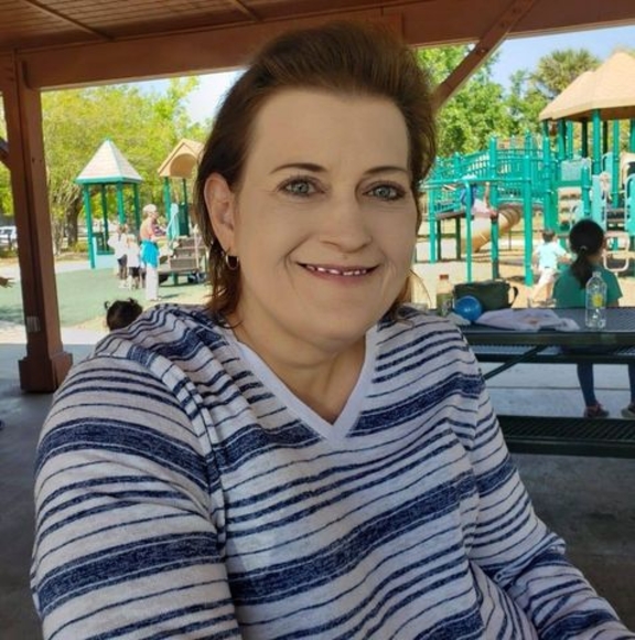 Profile Picture of Joyce Ramirez (@jramirez021403) on Poshmark