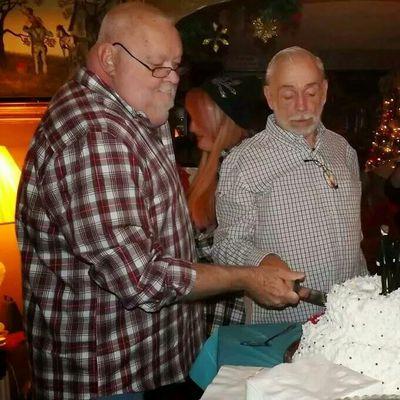 Profile Picture of Jim Gribble (@bigbearjim64) on Twitter