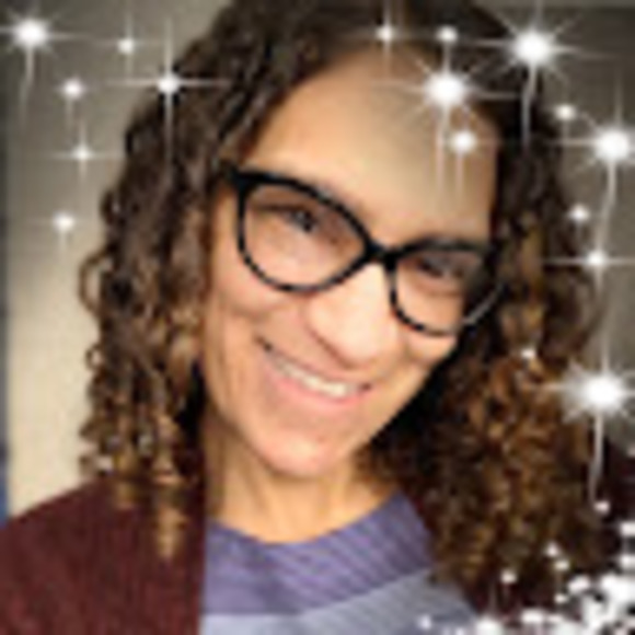 Profile Picture of Alyssa Danchuk (@lisamatrix99) on Poshmark