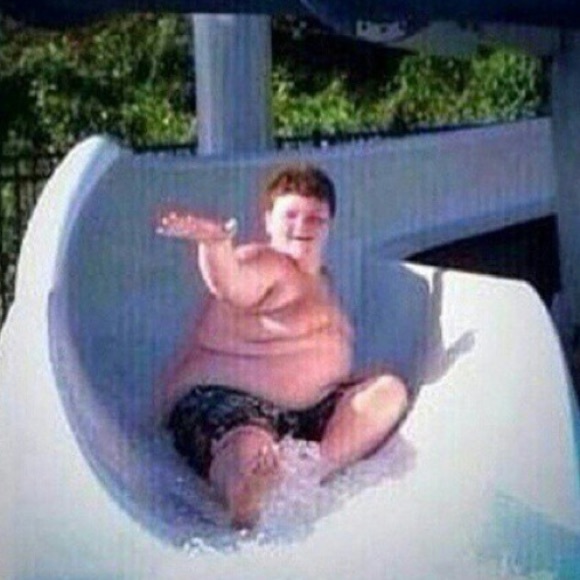 Profile Picture of Tiana Etzen (@tinaaa1234) on Poshmark