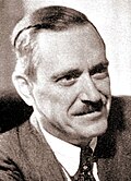 Profile Picture of Earl Browderon Wikipedia