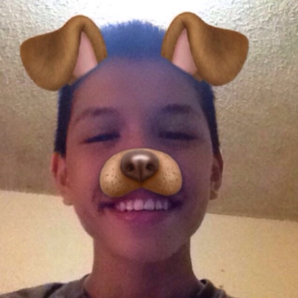 Profile Picture of Jeffrey Castillo (@jeff_your_boi) on Poshmark