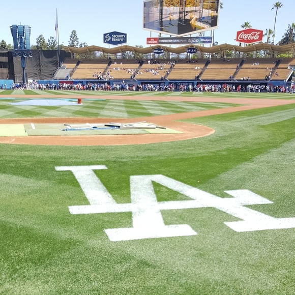 Karen Salpietro - Poshmark Profile Picture of Karen Salpietro (@taurus77cutie) on Poshmark