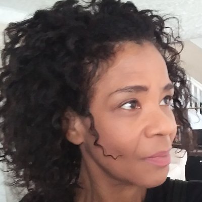 Profile Picture of Geraldine Arnold (@geegeebugs) on Twitter