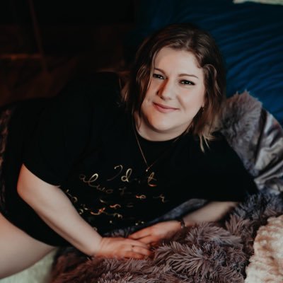 Profile Picture of Lexi Morgan (@LadyShoopNSFW) on Twitter
