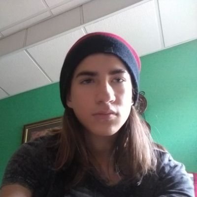 Profile Picture of Zachary Burkhart (@ZacharyBurkhar8) on Twitter