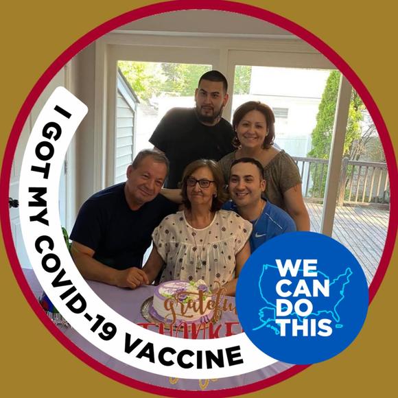 Profile Picture of Daniela Barragan (@danielabarra676) on Poshmark