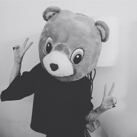 Profile Picture of Asher Leaf (@asherleaf) on Poshmark