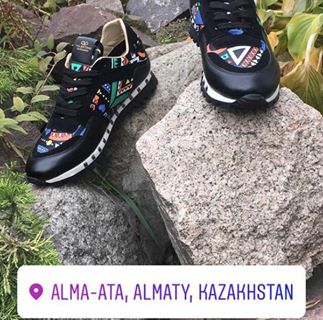 Profile Picture of Димаш Мейрхан (@&) on Facebook