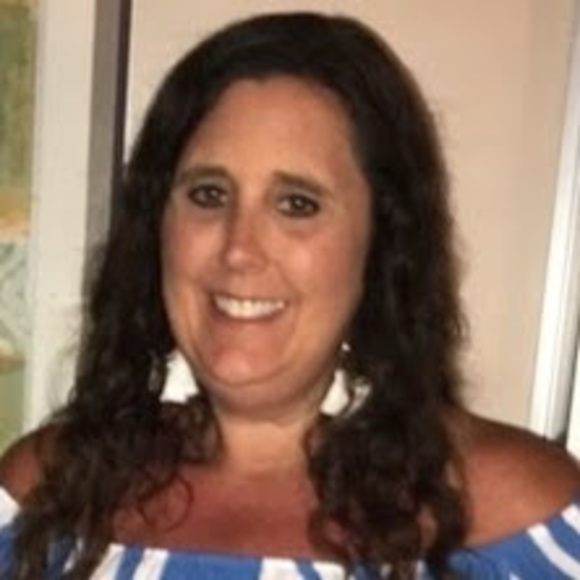 Profile Picture of Dawn Fall (@jdawnfall) on Poshmark