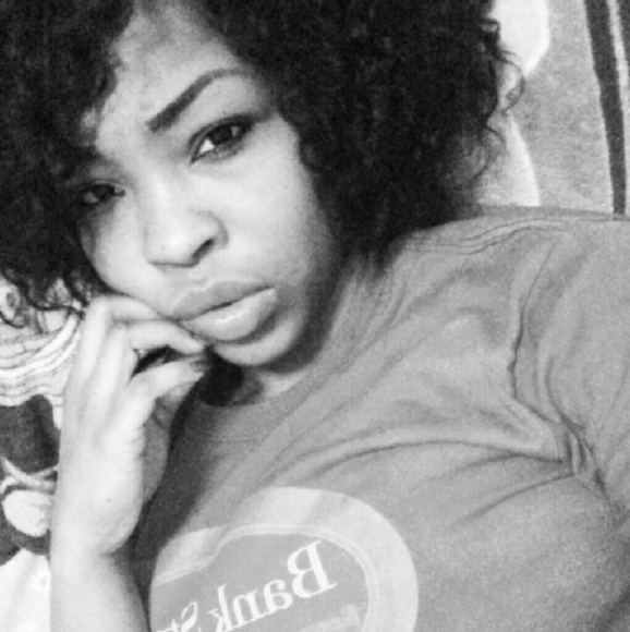 Profile Picture of Shaakirah Junious (@kirah2017) on Poshmark