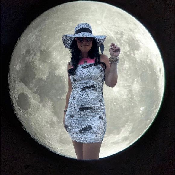 Profile Picture of Karey Chrin (@hopathekarey) on Poshmark